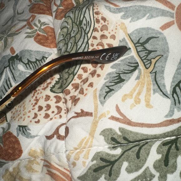 Retro Optix Adult Unisex Classic Retro Vintage 80's Non-Polarized Sunglasses - Picture 2 of 3